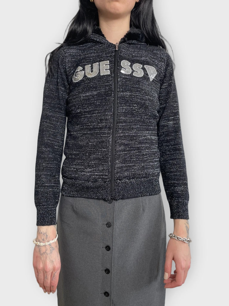 front view, guess sweatshirt with fur, vintage Y2K second hand piece