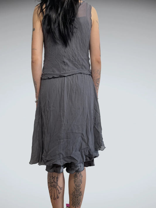 back view, Hype grey dress, vintage Y2K second hand piece