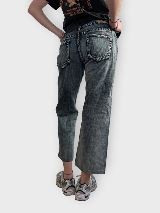 back view, Gigstar raw moves – straight grey jeans, vintage Y2K second hand piece