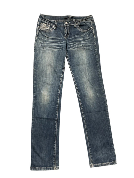 back view, Seduction Fd Light Wash Straight-Leg Jeans with Studded Pockets, vintage Y2K second hand piece