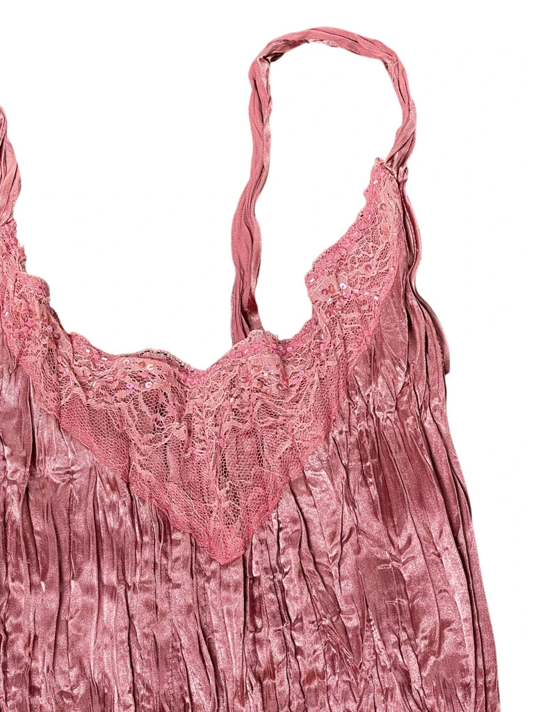 detail view, Rosé Pleated Lace Camisole, vintage Y2K second hand piece, image 6