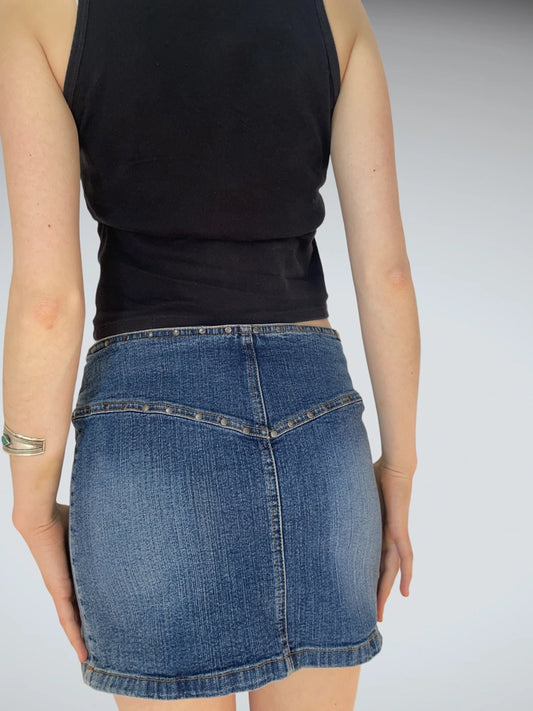 back view, Edgy Low Rise Grommet Belt Denim Mini Skirt Fornarina, vintage Y2K second hand piece