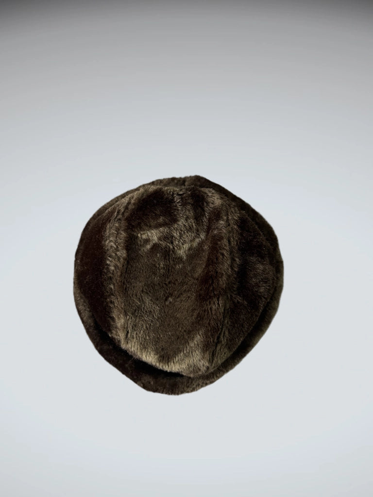 detail view, Luxurious Dark Brown Faux Fur Beanie Hat (ONESIZE), vintage Y2K second hand piece