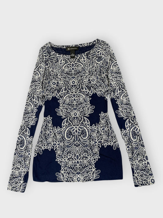 front view, INC navy patterned dress top, vintage Y2K second hand piece