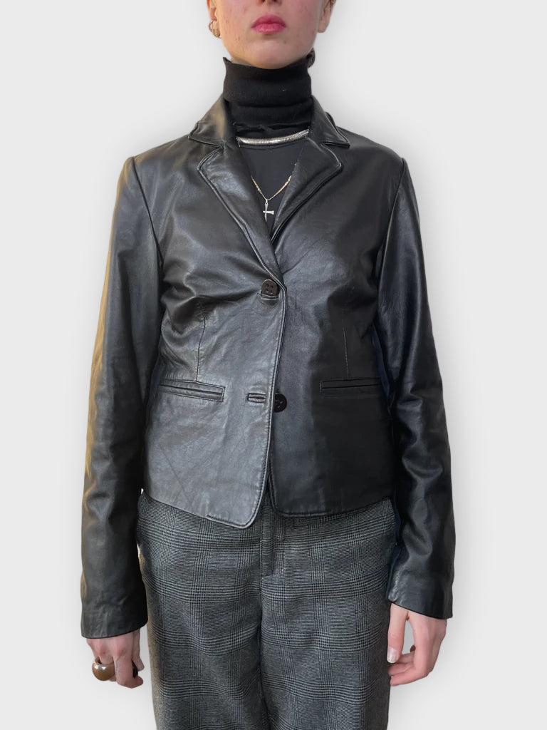 front view, Montes Jacket, vintage Y2K second hand piece