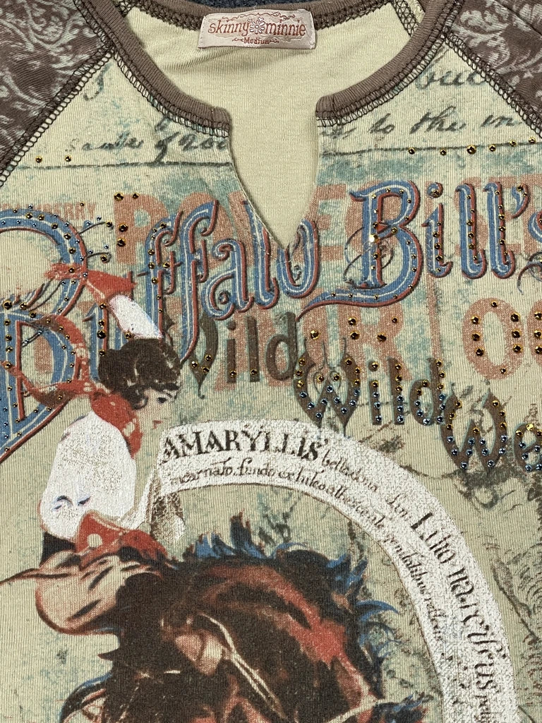 detail view, Skinny Minnie Rhinestone buffalos bills top, vintage Y2K second hand piece, image 6
