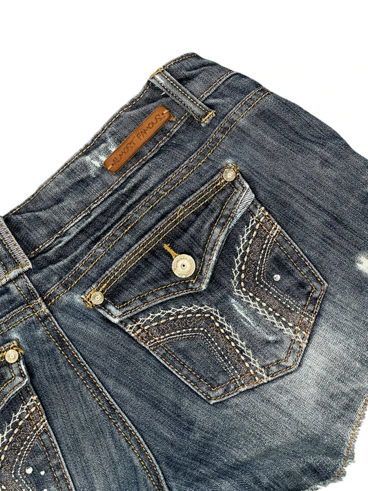 back view, Almost Famous Mid Blue Distressed Denim Hotpants, vintage Y2K second hand piece