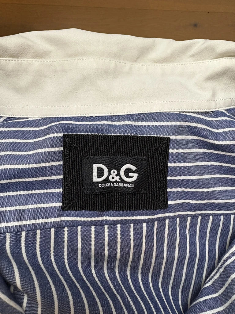 detail view, Dolce & Gabbana Y2K Navy Blue Button-Up Top, vintage Y2K second hand piece, image 4