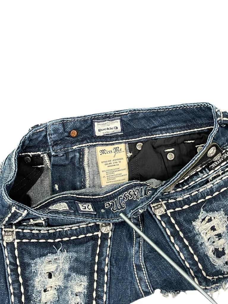 detail view, Miss Me Rolled Hem Embellished Denim Hotpants, vintage Y2K second hand piece, image 5