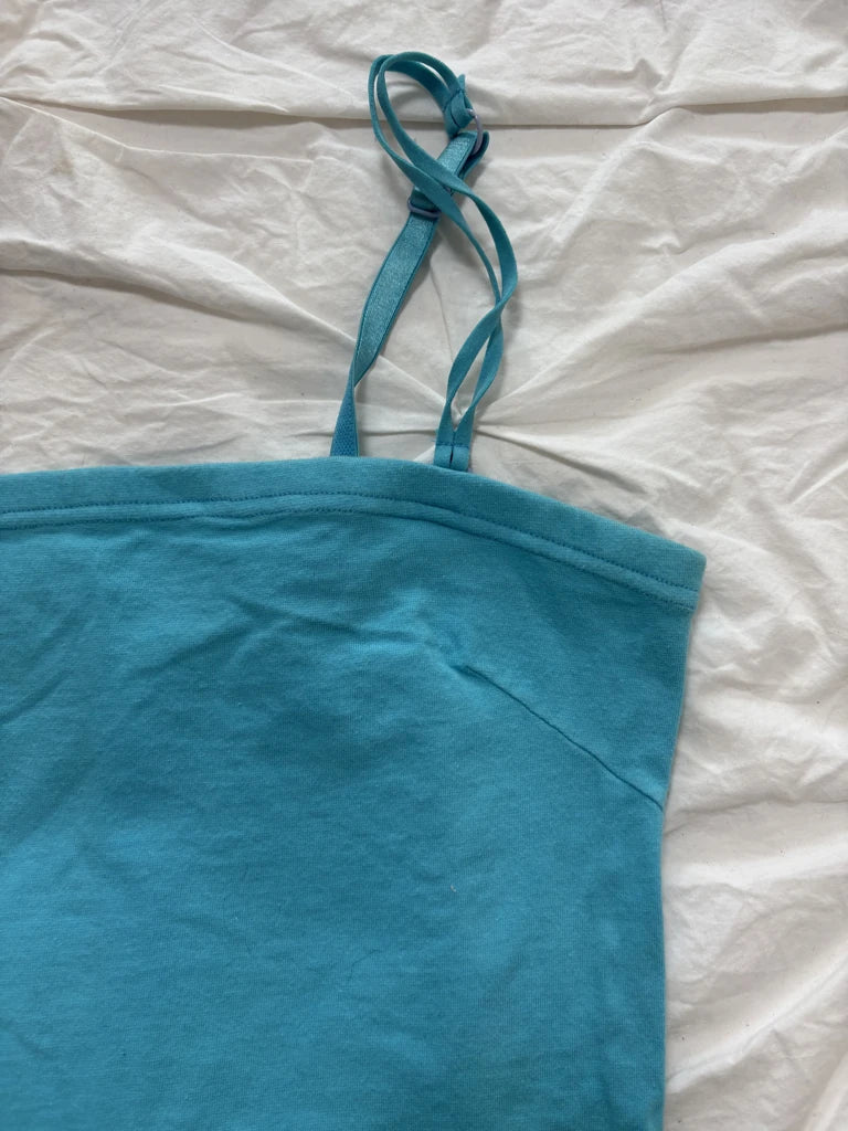 detail view, Blue Beach Top, vintage Y2K second hand piece, image 5