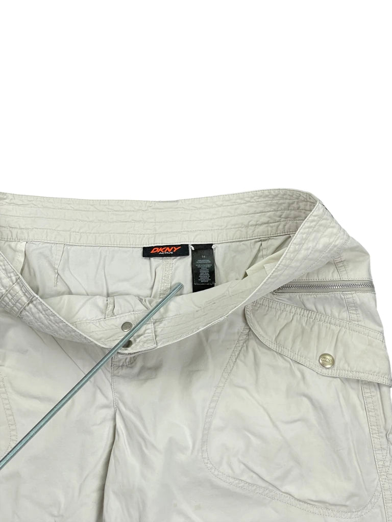 detail view, DKNY Active Light Grey Zip Shorts, vintage Y2K second hand piece