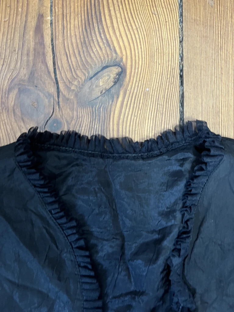 detail view, Cropped Long Sleeve Jacket, vintage Y2K second hand piece, image 5
