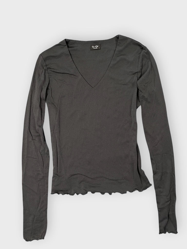 front view, John Colt Cali Black V-Cut Vintage Top, vintage Y2K second hand piece