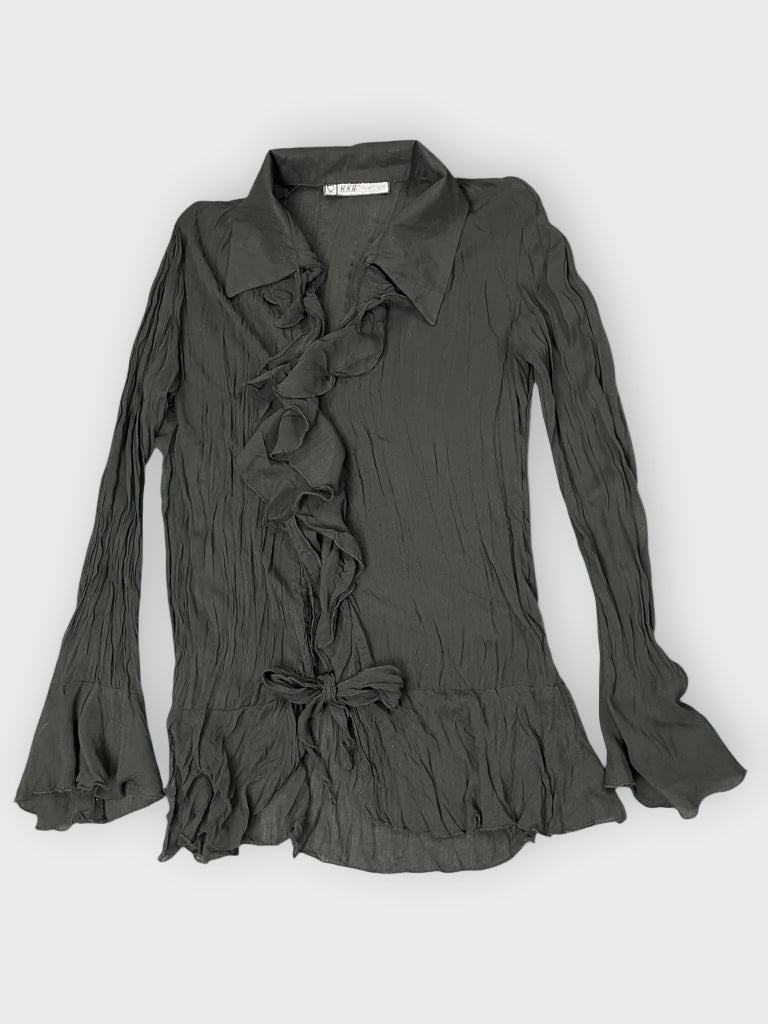 front view, HKR Collection Ruffled Tie-Front Crinkle Blouse in Black, vintage Y2K second hand piece