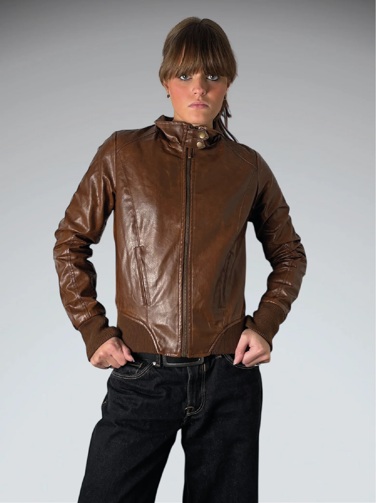 detail view, Signify Brown Faux Leather Vintage Jacket, vintage Y2K second hand piece