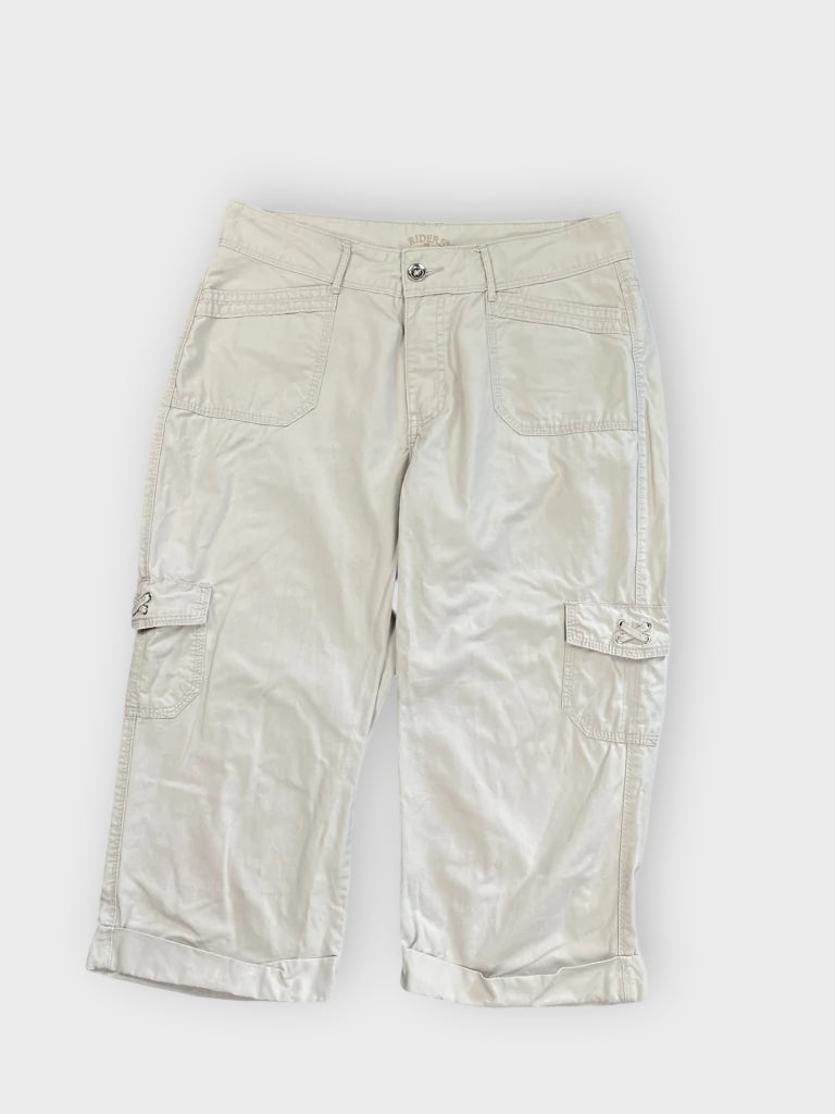 front view, Riders Beige Capri Cargo Pants, vintage Y2K second hand piece