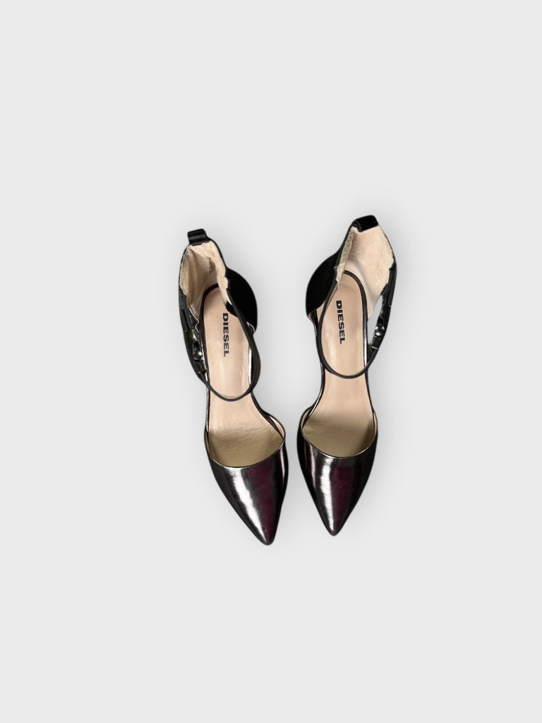 back view, Edgy Diesel Black Kitten Heel Pumps, vintage Y2K second hand piece
