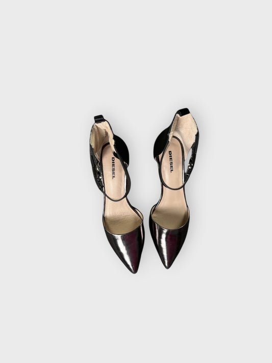 back view, Edgy Diesel Black Kitten Heel Pumps, vintage Y2K second hand piece