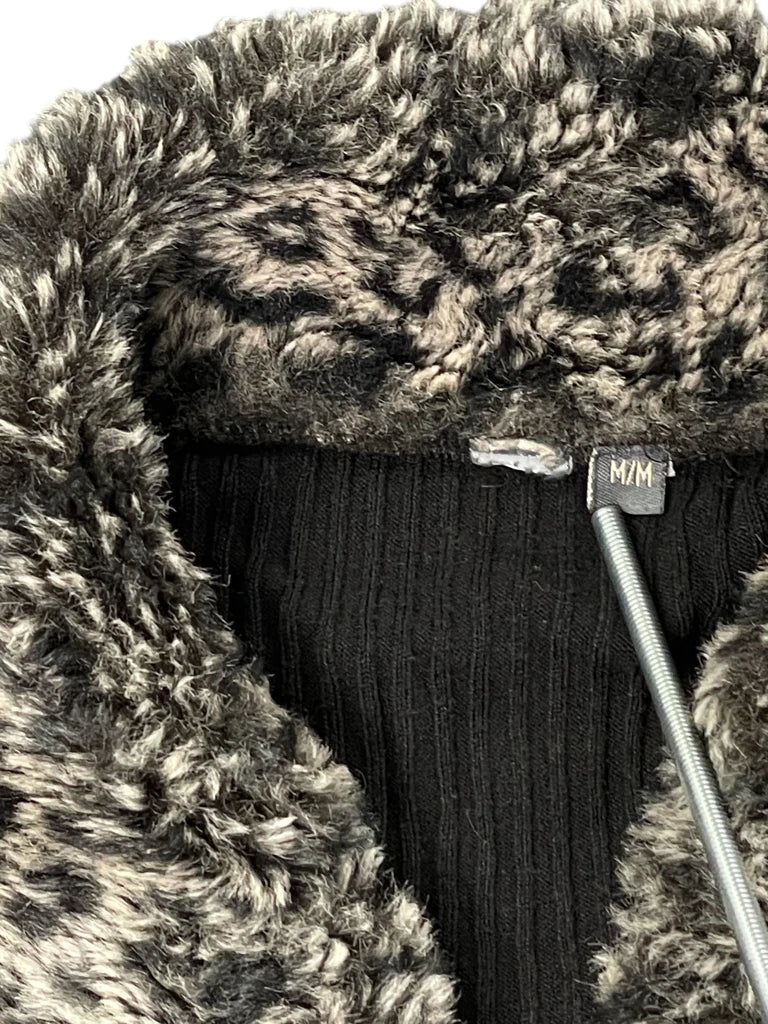 detail view, Black Ribbed Zip Cardigan with Faux Fur Collar, vintage Y2K second hand piece