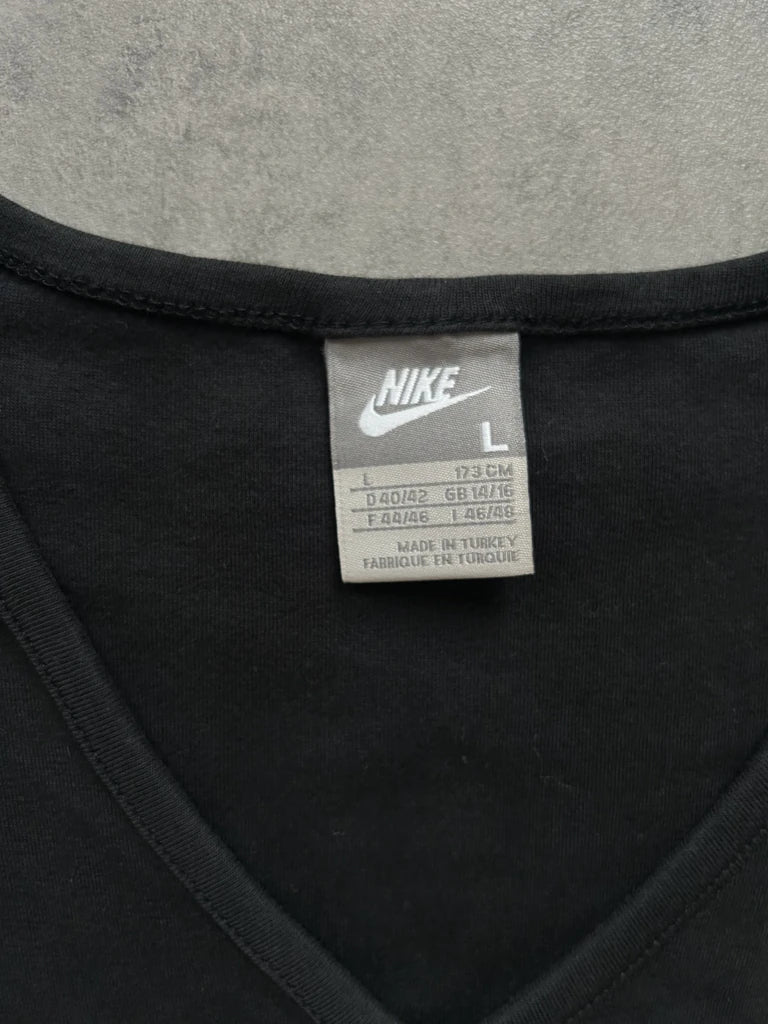 detail view, Black Nike Sports Top, vintage Y2K second hand piece, image 5