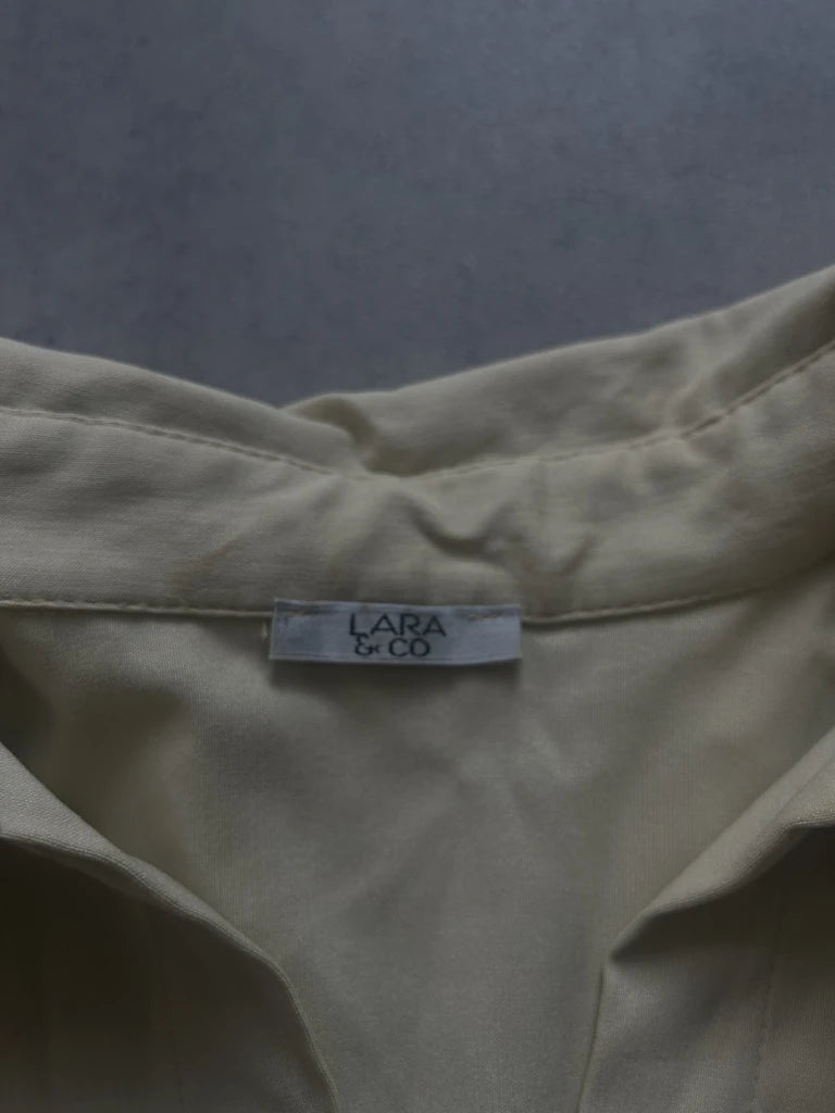 detail view, LARA & Co Y2K Collared Top, vintage Y2K second hand piece, image 5