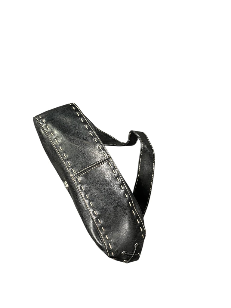 back view, Black Ring Buckle Shoulder Bag (ONESIZE), vintage Y2K second hand piece