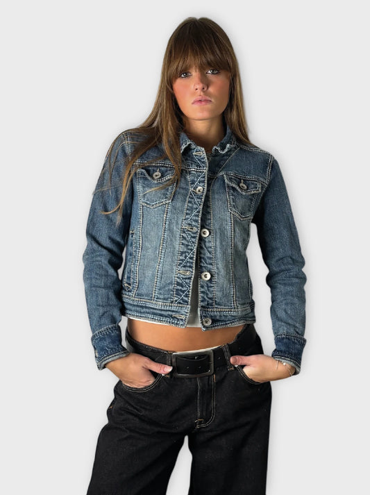 back view, Maurices Blue Classic Denim Jacket Women, vintage Y2K second hand piece