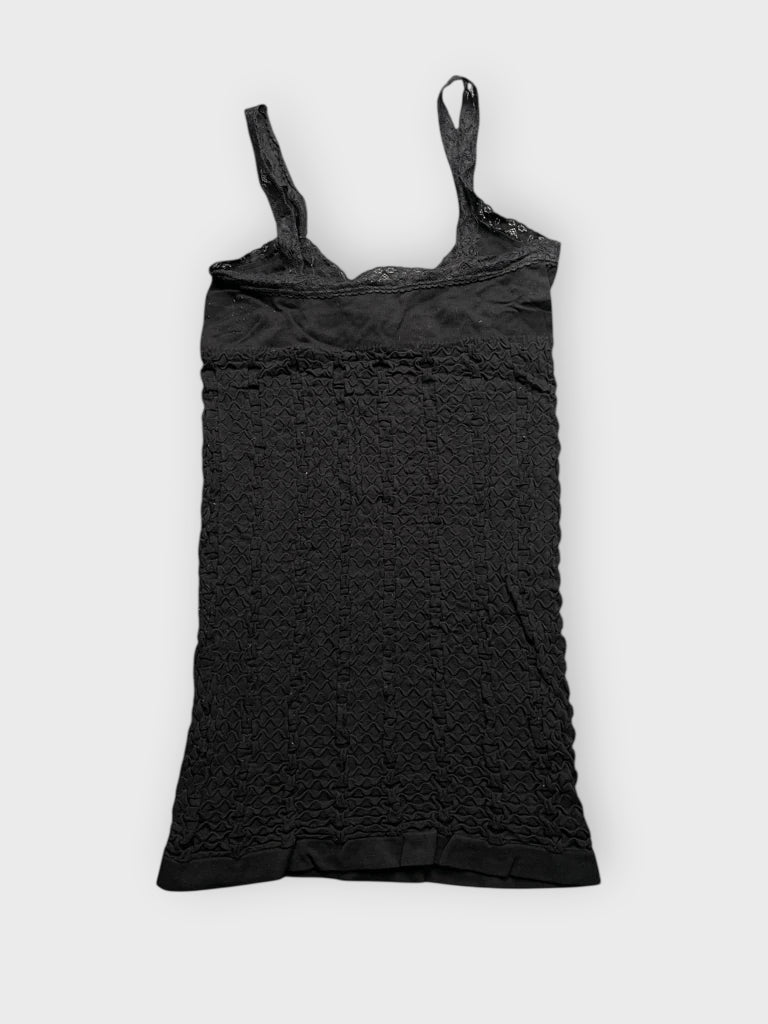 back view, Prime Cut Black Textured Lace Cami Top, vintage Y2K second hand piece
