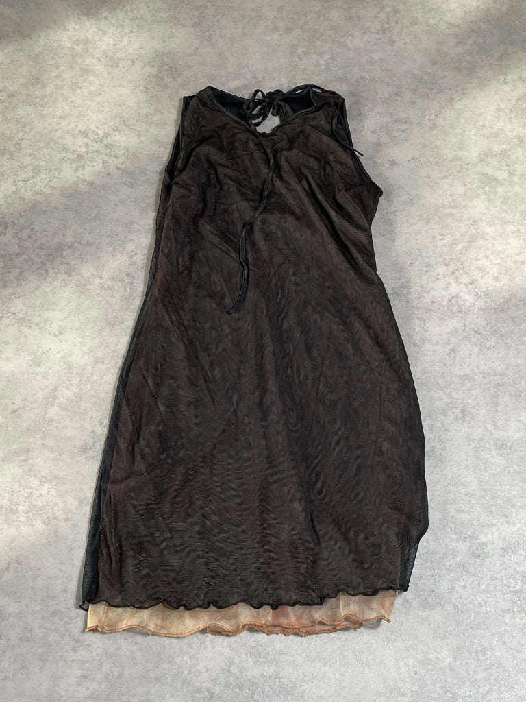detail view, black dress, vintage Y2K second hand piece, image 4