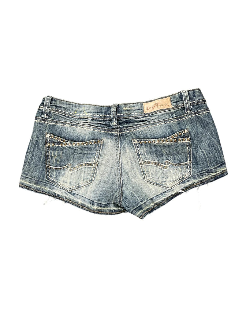 back view, Almost Famous Washed Vintage Denim Hotpants, vintage Y2K second hand piece