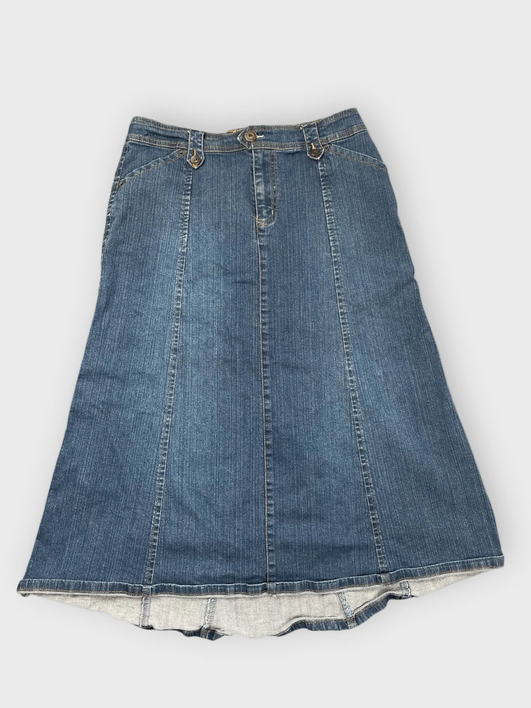 Medium Wash Denim Skirt with Flared Hem (M)