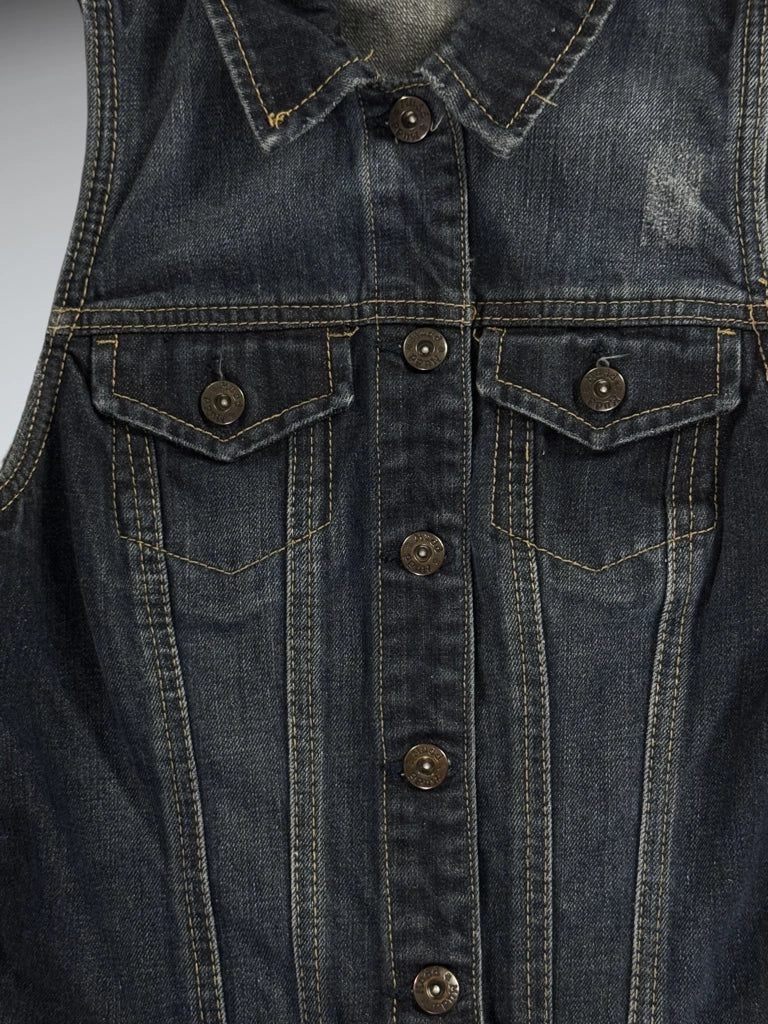 detail view, Mudd Dark Wash Denim Pocket Vest Women, vintage Y2K second hand piece, image 4