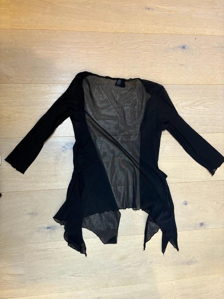 detail view, Style Y2K Black Mesh Bolero, vintage Y2K second hand piece