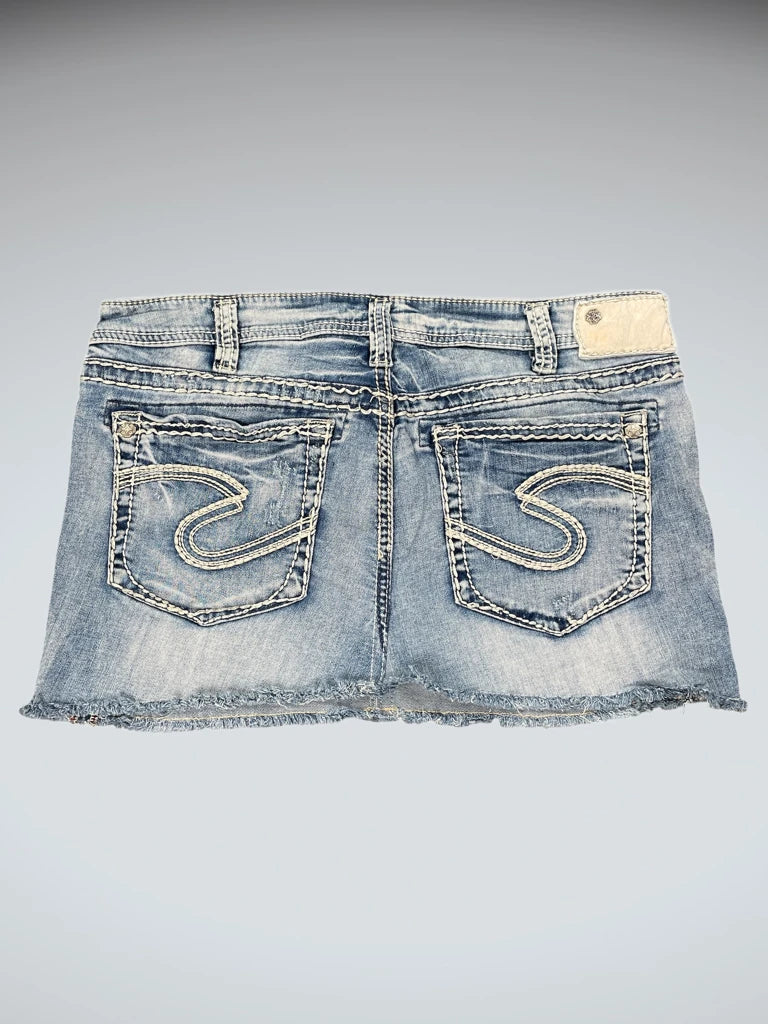 front view, Silver Jeans Light Wash Raw Hem Denim Mini Skirt, vintage Y2K second hand piece