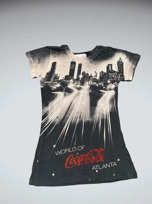 front view, City Lights Coca Cola Tee, vintage Y2K second hand piece