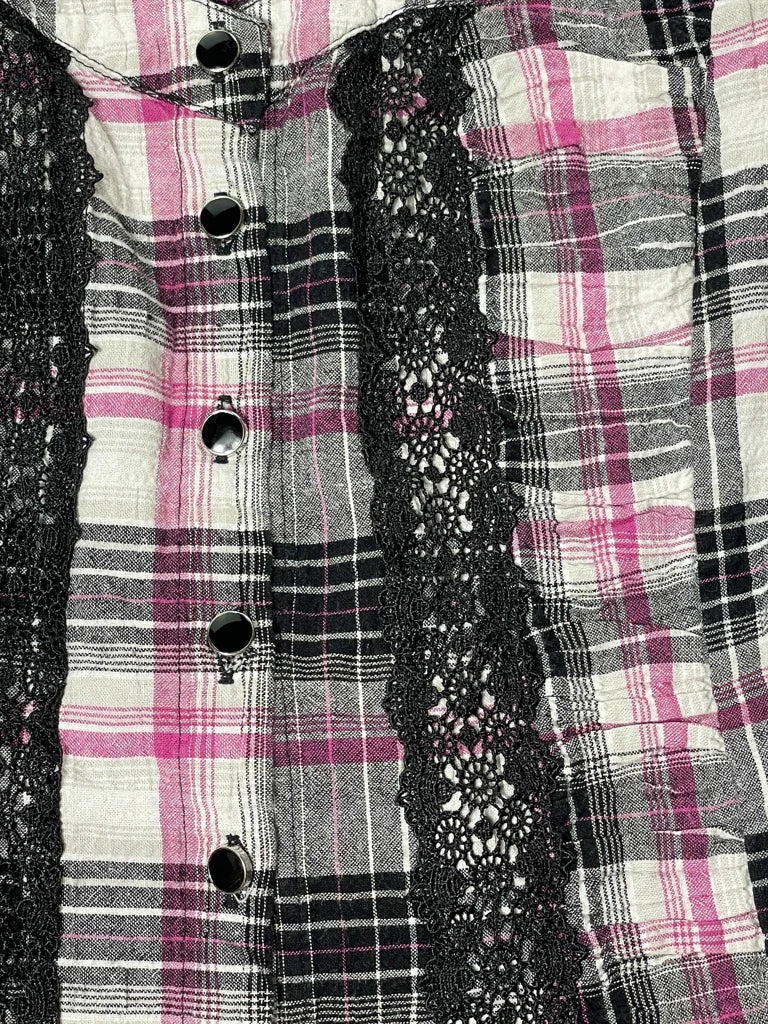 detail view, My Michelle Pink Check Blouse mit Spitze, vintage Y2K second hand piece
