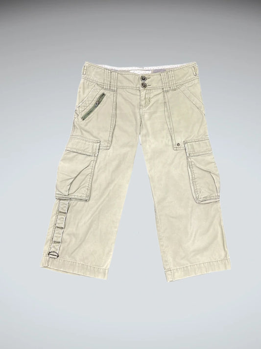 front view, Hollister Green Cropped Pants, vintage Y2K second hand piece