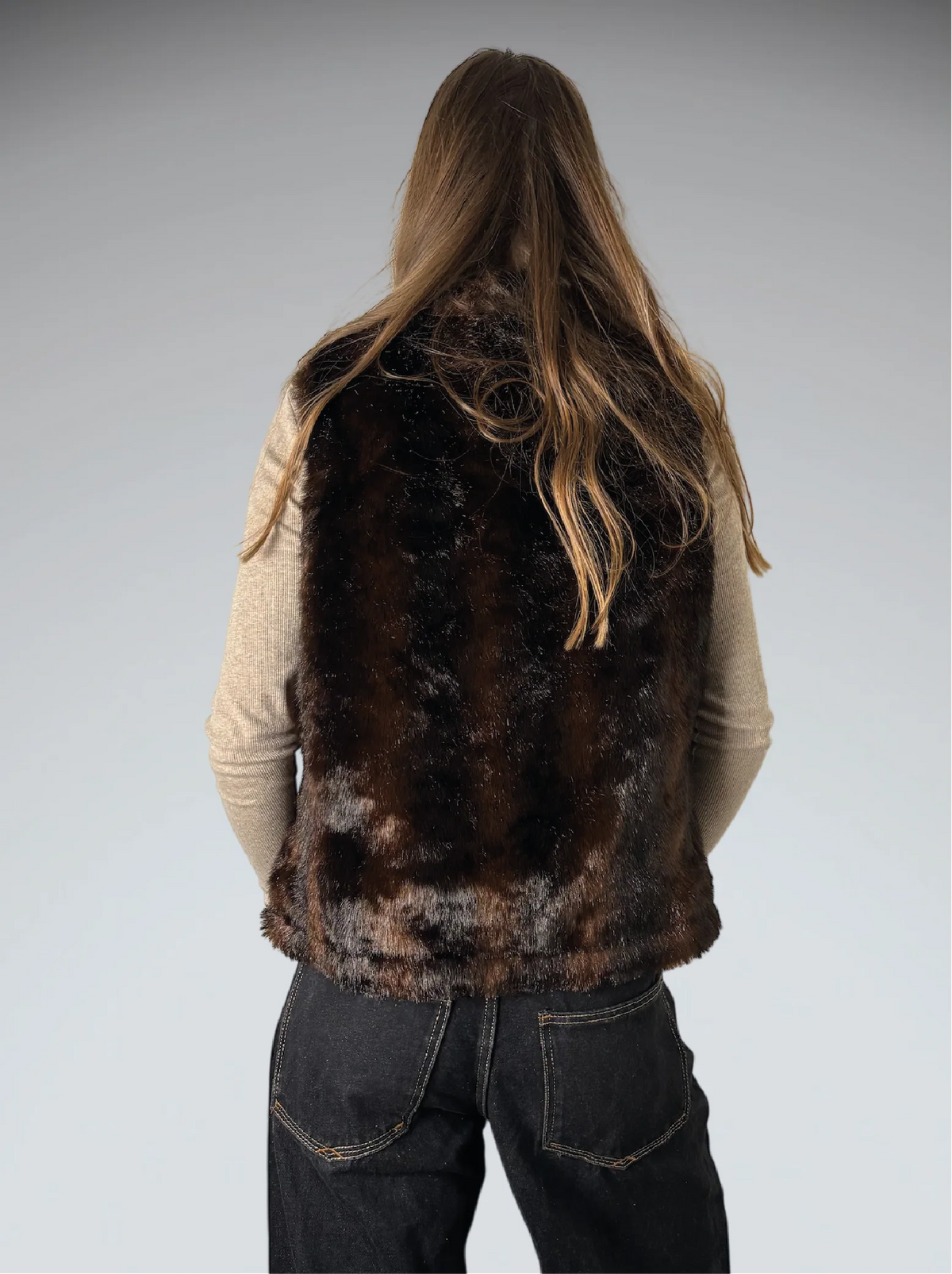 detail view, Vintage Brown 2 sided Faux Fur Vest Women, vintage Y2K second hand piece, image 4