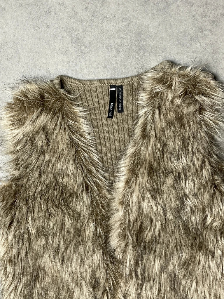 detail view, Take Out Fur Gilet, vintage Y2K second hand piece