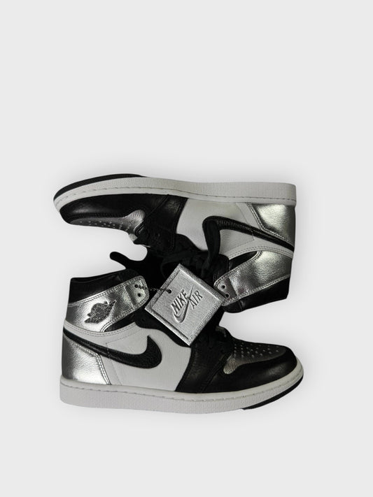 back view, Exclusive Jordan 1 High OG Silver Toe (38.5), vintage Y2K second hand piece