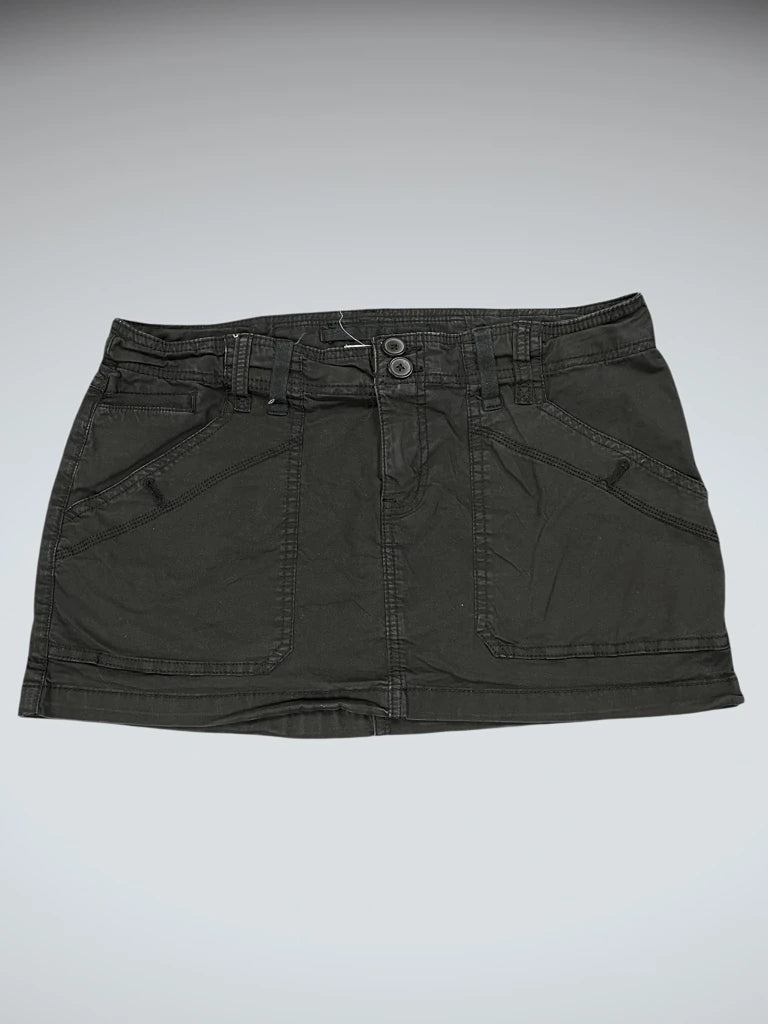 front view, Garage Black Utility Pocket Mini Skirt, vintage Y2K second hand piece