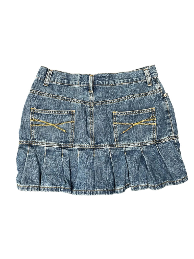 back view, London Blues Ruffled Hem Vintage Denim Skirt, vintage Y2K second hand piece