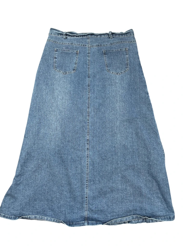 detail view, Cal Fashion Blue Denim Maxi Skirt, vintage Y2K second hand piece, image 4