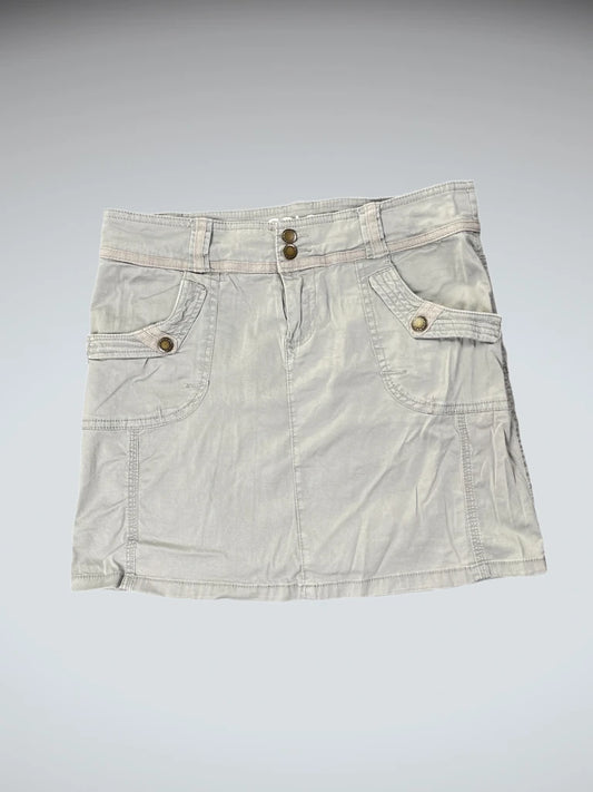 front view, Colori Grey Utility Style Chino Skirt with Button Flap Pockets, vintage Y2K second hand piece