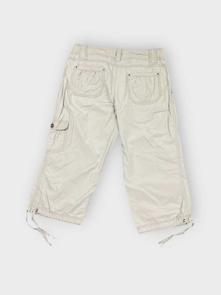 back view, Kiabi Beige Cropped Cargo Pants, vintage Y2K second hand piece