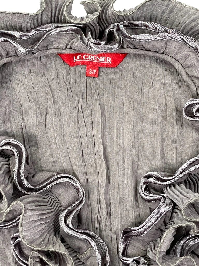 detail view, Le Grenier Charcoal Grey Pleated Evening Blouse, vintage Y2K second hand piece