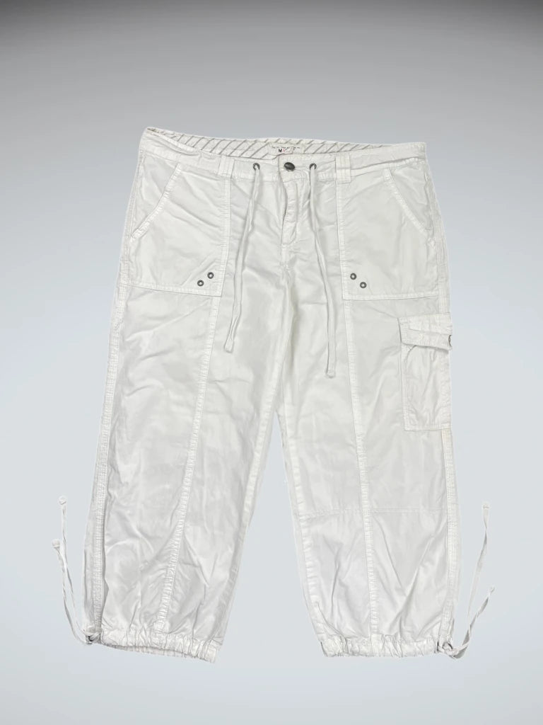 front view, M & Co light cargo pants, vintage Y2K second hand piece