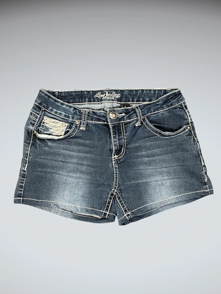 detail view, Love Indigo Classic Blue Vintage Denim Hotpants, vintage Y2K second hand piece