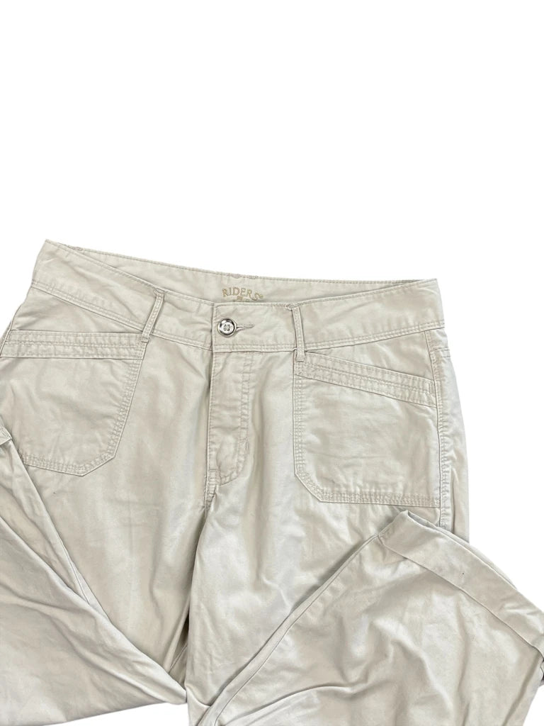 detail view, Riders Beige Capri Cargo Pants, vintage Y2K second hand piece, image 4