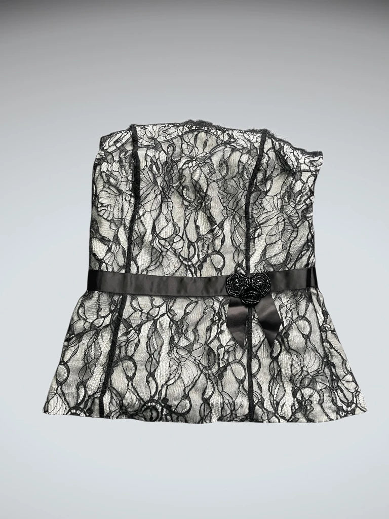 front view, Ann Taylor Black White Lace Overlay Corset Top, vintage Y2K second hand piece